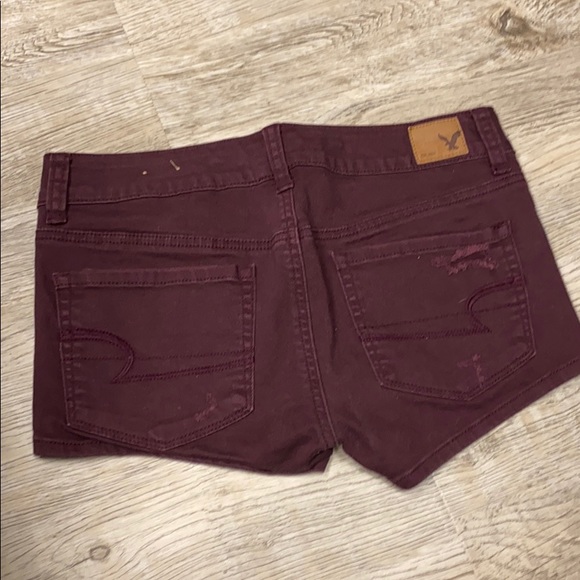 Dark red jean shorts - Picture 2 of 2